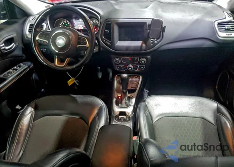 2018 Jeep Compass Latitude z USA, uszkodzony, nr VIN 3C4NJDBB2JT155081